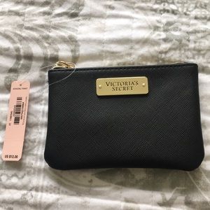 NWT Victoria’s Secret small coin purse/card holder